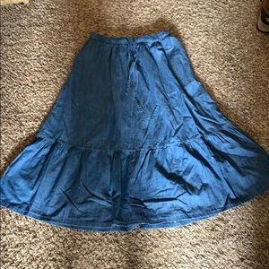 Long skirt, elastic waist